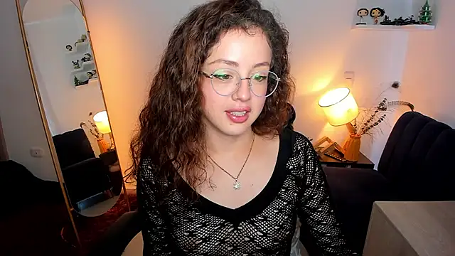 Snapshot of Cassandra_Caiin chatting on March 7, 2026, 2:55 pm Cassandra Caiin online show from March 7, 2026, 2:55 pm