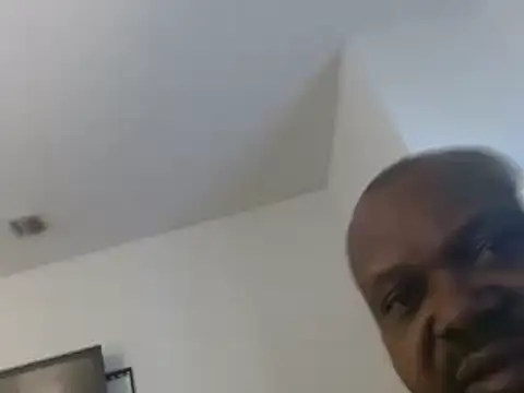 Snapshot of realninafame chatting on December 3, 2025, 5:52 am realninafame online show from December 3, 2025, 5:52 am