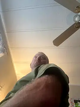 Snapshot of smokeymt420 chatting on December 2, 2025, 5:58 pm smokeymt420 online show from December 2, 2025, 5:58 pm