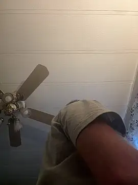 Snapshot of smokeymt420 chatting on November 25, 2025, 12:49 pm smokeymt420 online show from November 25, 2025, 12:49 pm