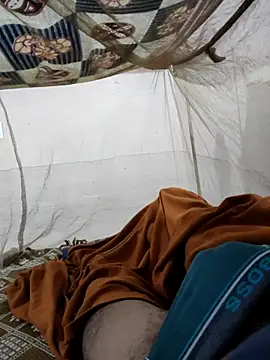 Snapshot of Kubera_The_Maharaj chatting on December 14, 2025, 2:00 pm Kubera The Maharaj online show from December 14, 2025, 2:00 pm