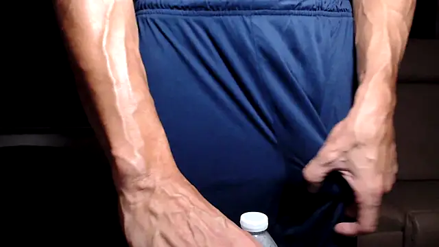Snapshot of ThickD2C chatting on July 12, 2026, 8:53 pm ThickD2C online show from July 12, 2026, 8:53 pm