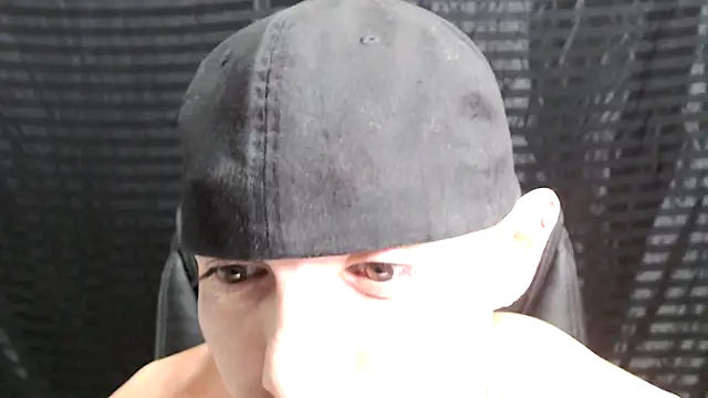 ThickD2C online show from December 18, 2024, 10:02 pm