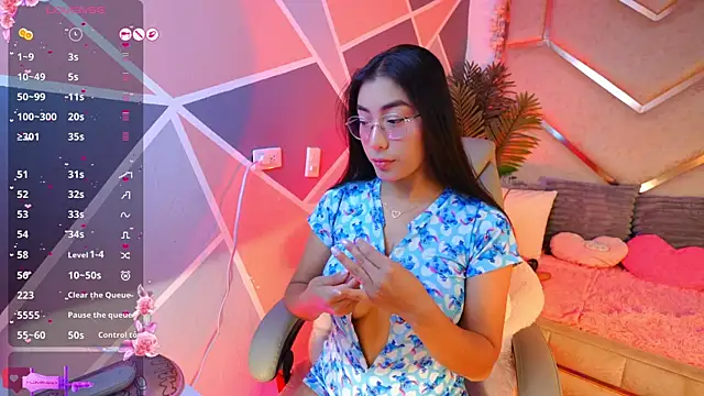 Snapshot of shanon- chatting on May 16, 2026, 7:02 pm shanon- online show from May 16, 2026, 7:02 pm