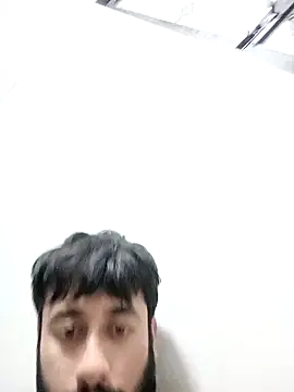 Snapshot of SimplyKarthik09 chatting on November 23, 2025, 6:40 pm SimplyKarthik09 online show from November 23, 2025, 6:40 pm