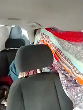 Snapshot of Yankeedave420 chatting on February 4, 2026, 8:48 pm Yankeedave420 online show from February 4, 2026, 8:48 pm