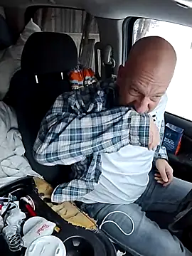 Snapshot of Yankeedave420 chatting on February 6, 2026, 1:40 pm Yankeedave420 online show from February 6, 2026, 1:40 pm