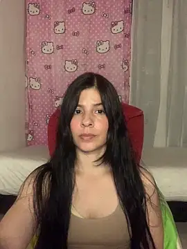 Estefani 32 online show from June 21, 2026, 7:30 pm