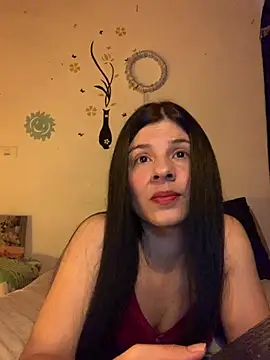 Snapshot of Estefani_32 chatting on March 14, 2026, 1:17 pm Estefani 32 online show from March 14, 2026, 1:17 pm
