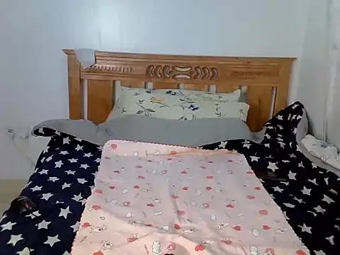 purplescarlet online show from January 5, 2026, 10:24 pm