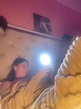 Flossy Vettie online show from January 13, 2026, 9:30 pm