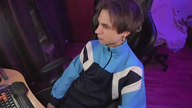 teelimata online show from March 10, 2026, 4:44 pm