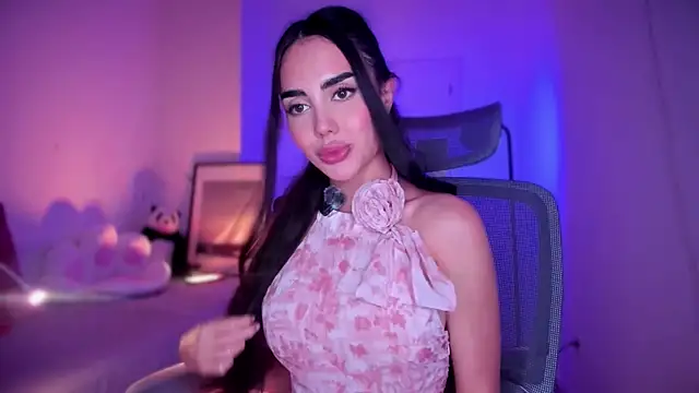 Snapshot of Lil_Gabby chatting on November 5, 2025, 7:28 pm Lil Gabby online show from November 5, 2025, 7:28 pm