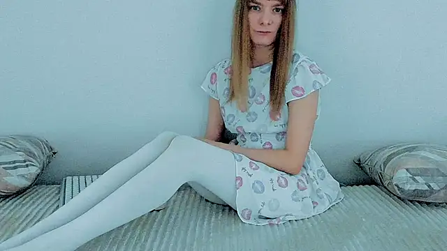 YourCaramel online show from December 15, 2025, 3:34 am