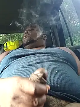 Snapshot of biggreen850 chatting on March 25, 2026, 10:41 pm biggreen850 online show from March 25, 2026, 10:41 pm