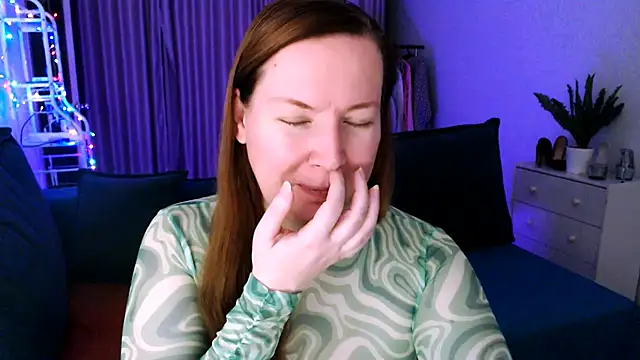 GoddessLara online show from December 22, 2024, 9:20 pm