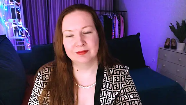 GoddessLara online show from February 21, 2025, 2:06 am