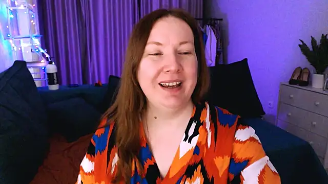 GoddessLara online show from March 18, 2025, 4:18 am