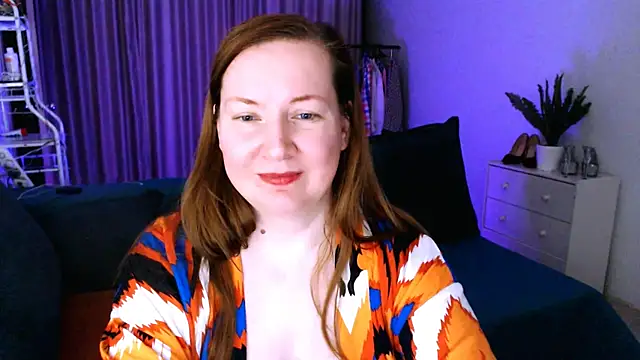 GoddessLara online show from January 5, 2025, 1:56 am