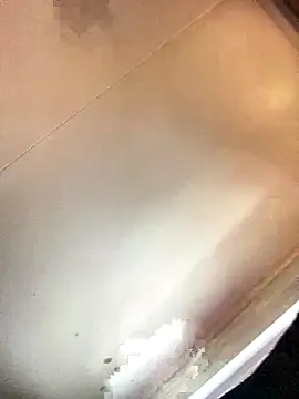 Snapshot of bcthebest chatting on November 19, 2025, 2:50 pm bcthebest online show from November 19, 2025, 2:50 pm