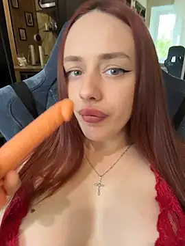 Lisaaan online show from June 1, 2026, 11:10 am
