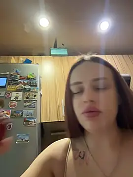 Lisaaan online show from July 3, 2026, 12:44 pm