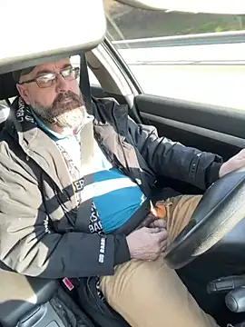 Snapshot of jim470 chatting on March 1, 2025, 9:07 am jim470 online show from March 1, 2025, 9:07 am