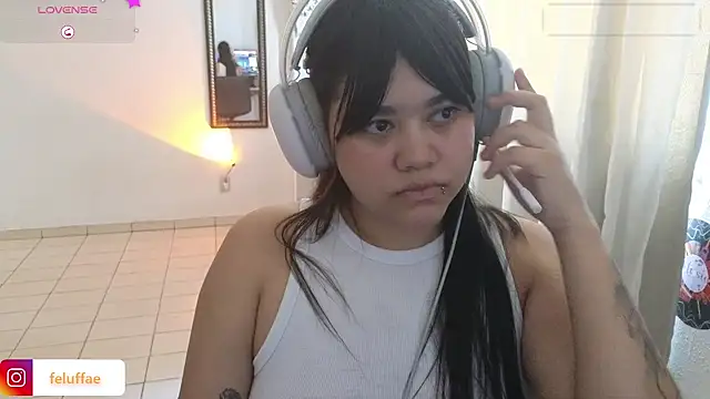 Snapshot of feluriana chatting on November 29, 2025, 3:45 pm feluriana online show from November 29, 2025, 3:45 pm