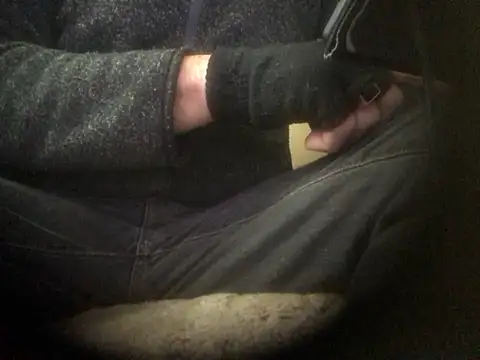 Snapshot of translove chatting on February 7, 2025, 10:50 am translove online show from February 7, 2025, 10:50 am