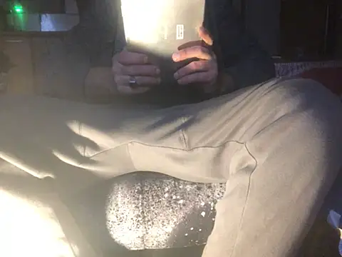 Snapshot of translove chatting on January 7, 2025, 12:55 am translove online show from January 7, 2025, 12:55 am