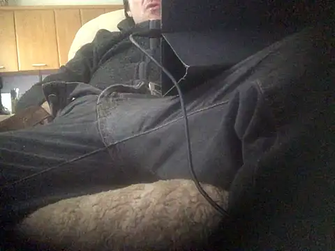 Snapshot of translove chatting on February 7, 2025, 1:53 pm translove online show from February 7, 2025, 1:53 pm