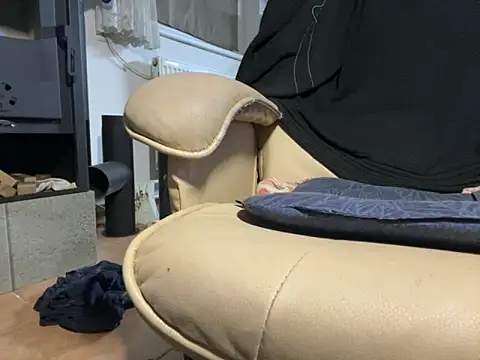 Snapshot of translove chatting on November 10, 2025, 7:30 pm translove online show from November 10, 2025, 7:30 pm