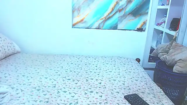 Snapshot of cositarrica_xxx chatting on June 10, 2026, 1:45 pm cositarrica xxx online show from June 10, 2026, 1:45 pm