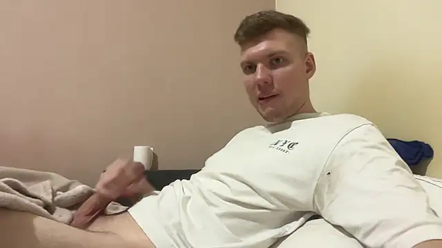 sexybooii6968 online show from December 17, 2025, 2:55 pm