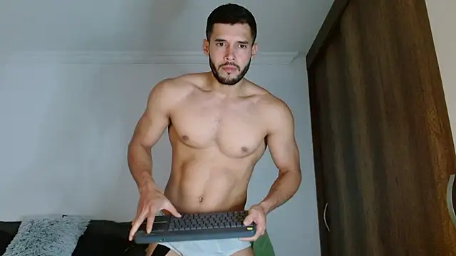 Noah jhonsonn online show from March 13, 2026, 11:26 am