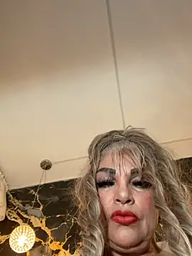scarlett sexx69 online show from May 5, 2026, 11:46 am