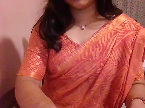 Snapshot of Pinky_4 chatting on November 29, 2025, 10:10 pm Pinky 4 online show from November 29, 2025, 10:10 pm