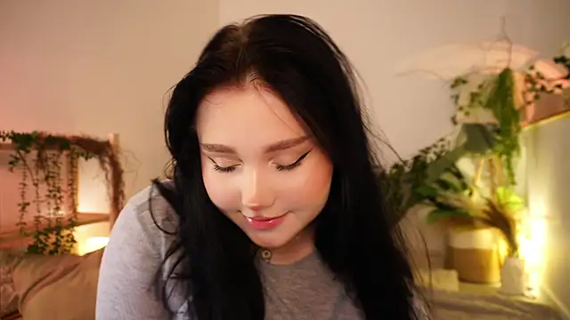 Snapshot of ScarletBlaze chatting on May 16, 2026, 6:18 pm ScarletBlaze online show from May 16, 2026, 6:18 pm