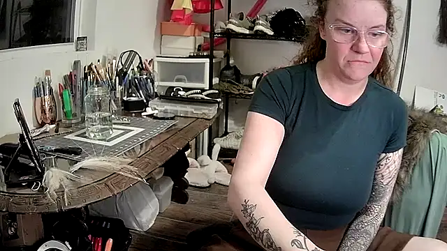 Rosalyn rowdy online show from March 11, 2026, 5:12 am