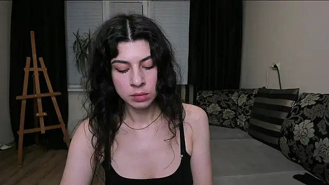 Snapshot of MolagAnna chatting on June 17, 2026, 6:07 pm MolagAnna online show from June 17, 2026, 6:07 pm