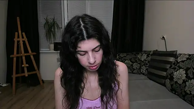 Snapshot of MolagAnna chatting on June 19, 2026, 6:58 pm MolagAnna online show from June 19, 2026, 6:58 pm