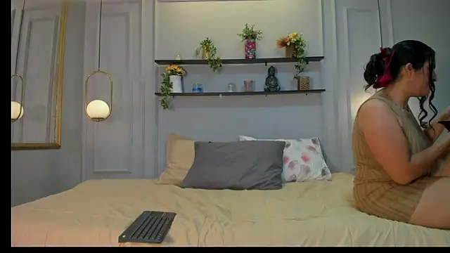 kathe hot online show from September 15, 2025, 8:20 pm