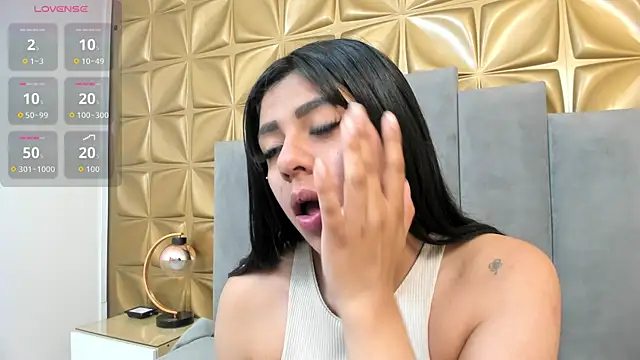Snapshot of melani_dream chatting on July 28, 2026, 2:13 pm melani dream online show from July 28, 2026, 2:13 pm
