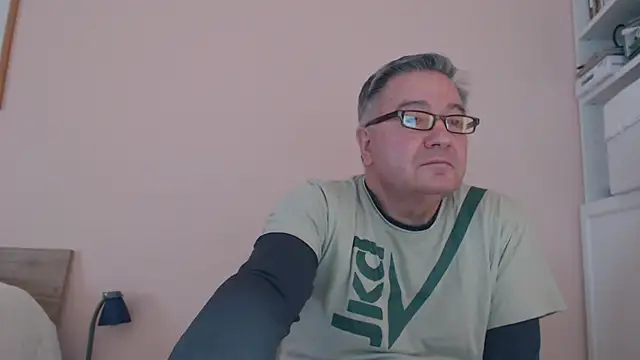 YOU6me online show from February 26, 2025, 3:54 pm