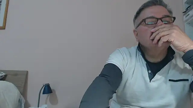 YOU6me online show from February 16, 2025, 6:10 pm