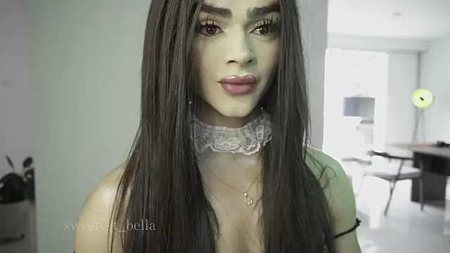 Snapshot of sweetest_bella chatting on June 10, 2026, 1:12 pm sweetest bella online show from June 10, 2026, 1:12 pm