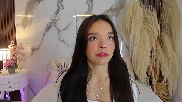 Snapshot of hannahill69 chatting on November 8, 2025, 4:49 am hannahill69 online show from November 8, 2025, 4:49 am