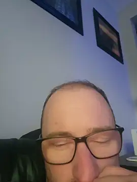 gdawg78 online show from September 29, 2025, 7:52 pm