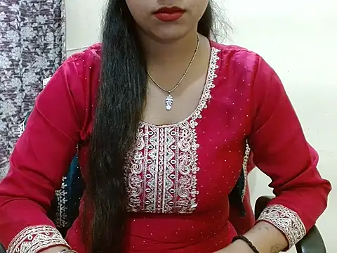 LovingPihu online show from April 21, 2026, 5:25 am