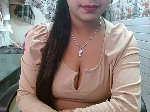 Snapshot of LovingPihu chatting on March 22, 2026, 5:10 am LovingPihu online show from March 22, 2026, 5:10 am